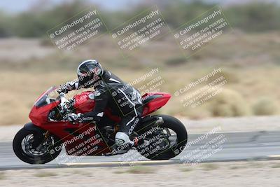 media/May-05-2025-Moto Forza (Mon) [[3c1838c5e5]]/2-B Group/Session 3 (Panning Test Turn 14 Inside)/